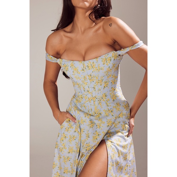 NEW House of CB Saira Soft Blue Vintage Floral Print Dress L+ (XL) - Picture 1 of 17